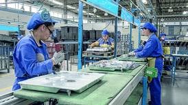 Baja productividad laboral en industria manufacturera