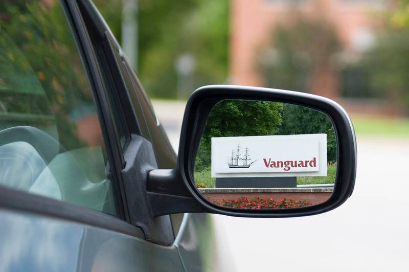 Vanguard le 'canta las Golondrinas' a China: planea cerrar su negocio de billones de dólares.