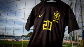 ¿Por qué? Selección de Brasil jugará por primera vez en su historia con uniforme negro
