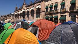 CNTE instala campamento en Palacio de Gobierno en Michoacán 