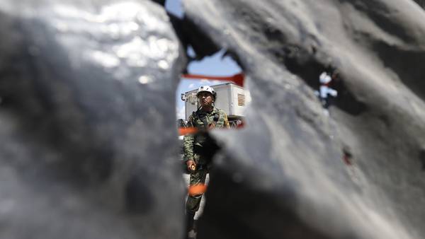 ‘Se ha perdido el tiempo’: Angustia avanza más rápido que rescate en mina de Coahuila