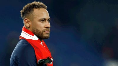Neymar otra vez se lesiona el tobillo y fans del PSG comienzan a ‘cansarse’ de sus bajas