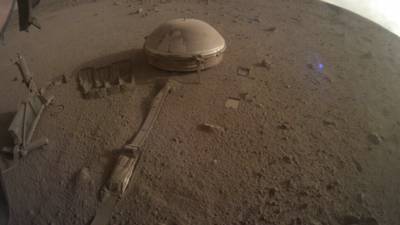 Robot de la NASA que llegó a Marte hace un ‘Barney Gómez’ y se despide con emotivo mensaje