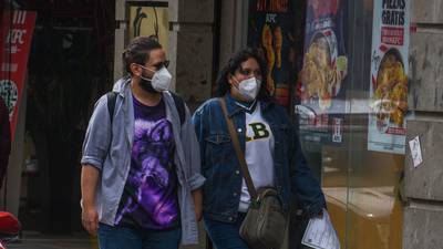 Quinta ola de COVID en México: Se reportan 33,660 contagios y 115 muertes en un día
