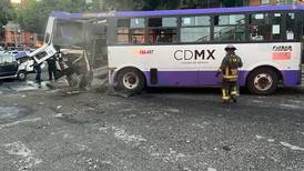 Accidente en Circuito Interior: Choque de unidad de transporte público deja 21 personas heridas