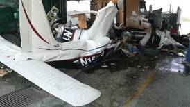 Avioneta se desploma al interior del Aeropuerto Internacional de Durango