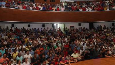 Pemex ‘no da una’: Trabajadores rechazan ‘mísera’ propuesta de aumento salarial
