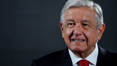 Del ‘Rey del Cash’ a los vínculos con el narco: Las polémicas que envuelven a López Obrador