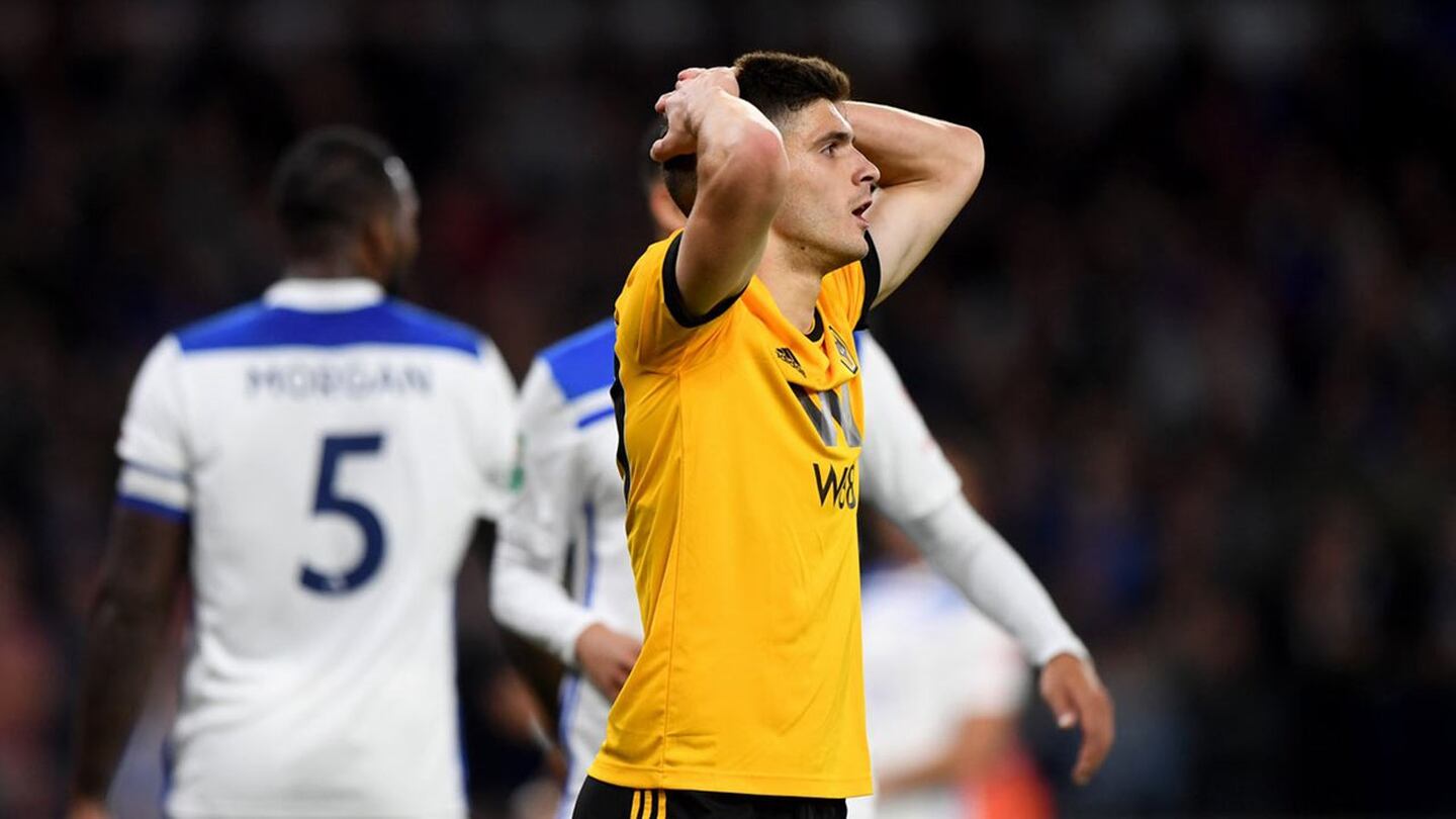 Sin Raúl Jiménez, Wolverhampton fue eliminado de la Copa de la Liga