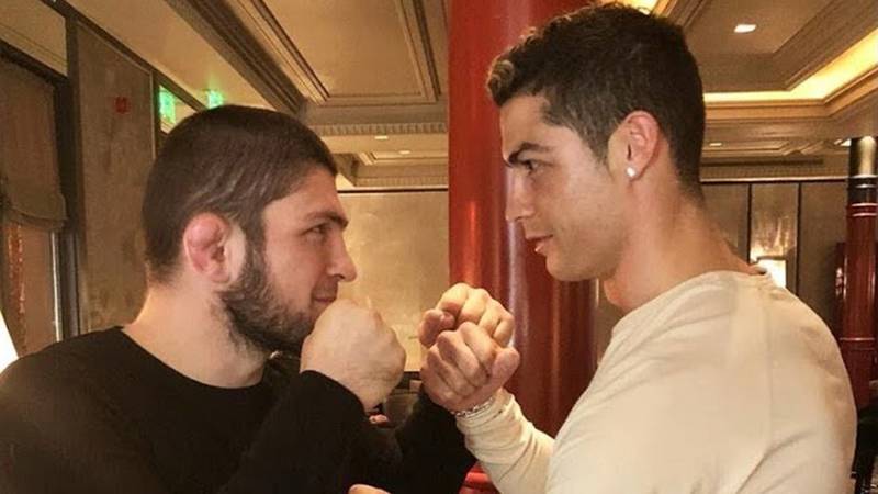 Khabib Nurmagomédov y Cristiano Ronaldo comparten una estrecha amistad.
