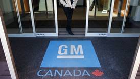Trabajadores de GM en Canadá ‘se levantan’ de negociaciones y van a huelga en tres plantas