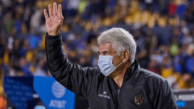 500 victorias de 'Tuca' Ferretti en el futbol mexicano