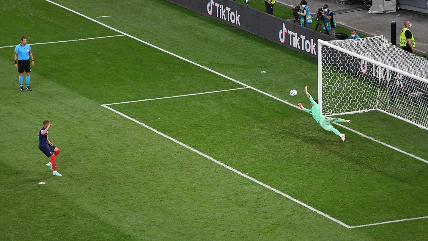 ¡Mbappé falló en la tanda de penales y Suiza eliminó a Francia en la Eurocopa!