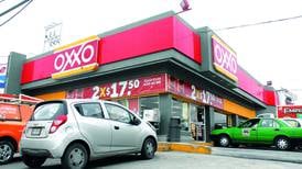 Oxxo suspende servicios bancarios tras detectar depósitos sospechosos a cuentas