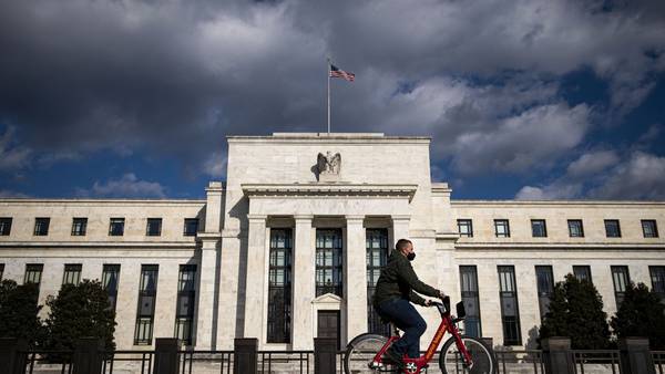 Fed ‘paraliza’ su tasa de interés por sexta vez: Ve ‘falta de avance’ vs. la inflación