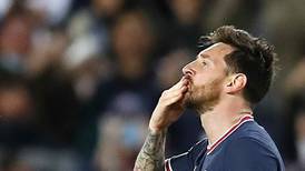 Lionel Messi da positivo a COVID-19 y se aísla en Argentina