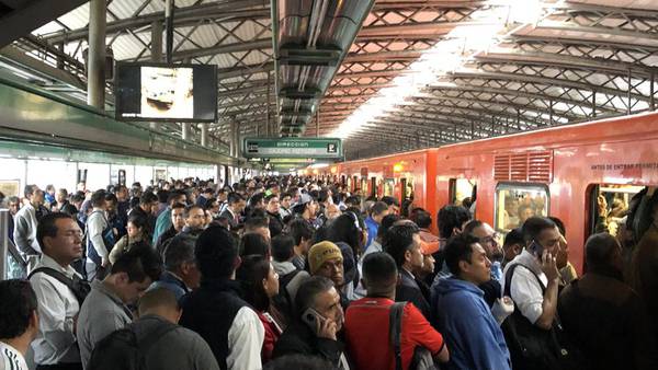 Metro de CDMX: ¿Por qué la Línea B registra retrasos de hasta 15 minutos este lunes?