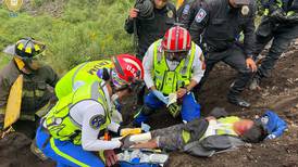 Niño de 8 años cae a cráter del Volcán de Xitle en CDMX y sobrevive; así fue su rescate