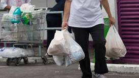Yucatán restringe el uso de bolsas de plástico, popotes y unicel