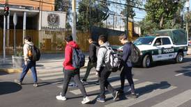 Prepa 5 de la UNAM reanuda clases tras ser tomada por encapuchados