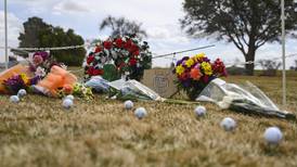 Tragedia en Texas: Adolescente de 13 años choca camioneta y mata a 9 personas 