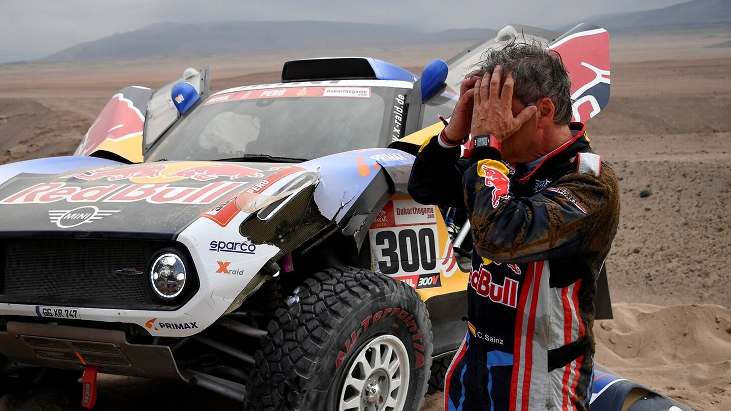 Carlos Sainz: 'Nunca había tenido un Dakar con tantos problemas'
