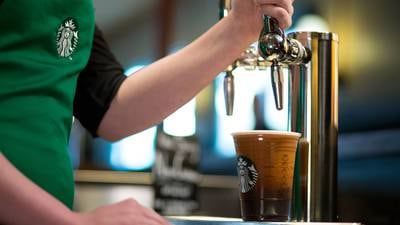 ¿Con crema batida? Alsea descarta ajustes de precio para Starbucks en lo que resta del 2022