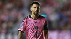 No toquen a Messi: Expulsión y guardaespaldas para el campeón en Inter Miami vs. Rayados