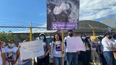 ‘No murió, su novio la mató’: Exigen justicia por el feminicidio de Aurora en la Fiscalía de Guanajuato
