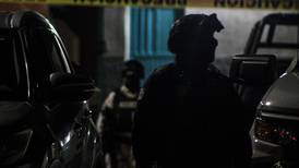 Celaya: Enfrentamiento entre policías y sicarios dejan cinco muertos en pleno puente