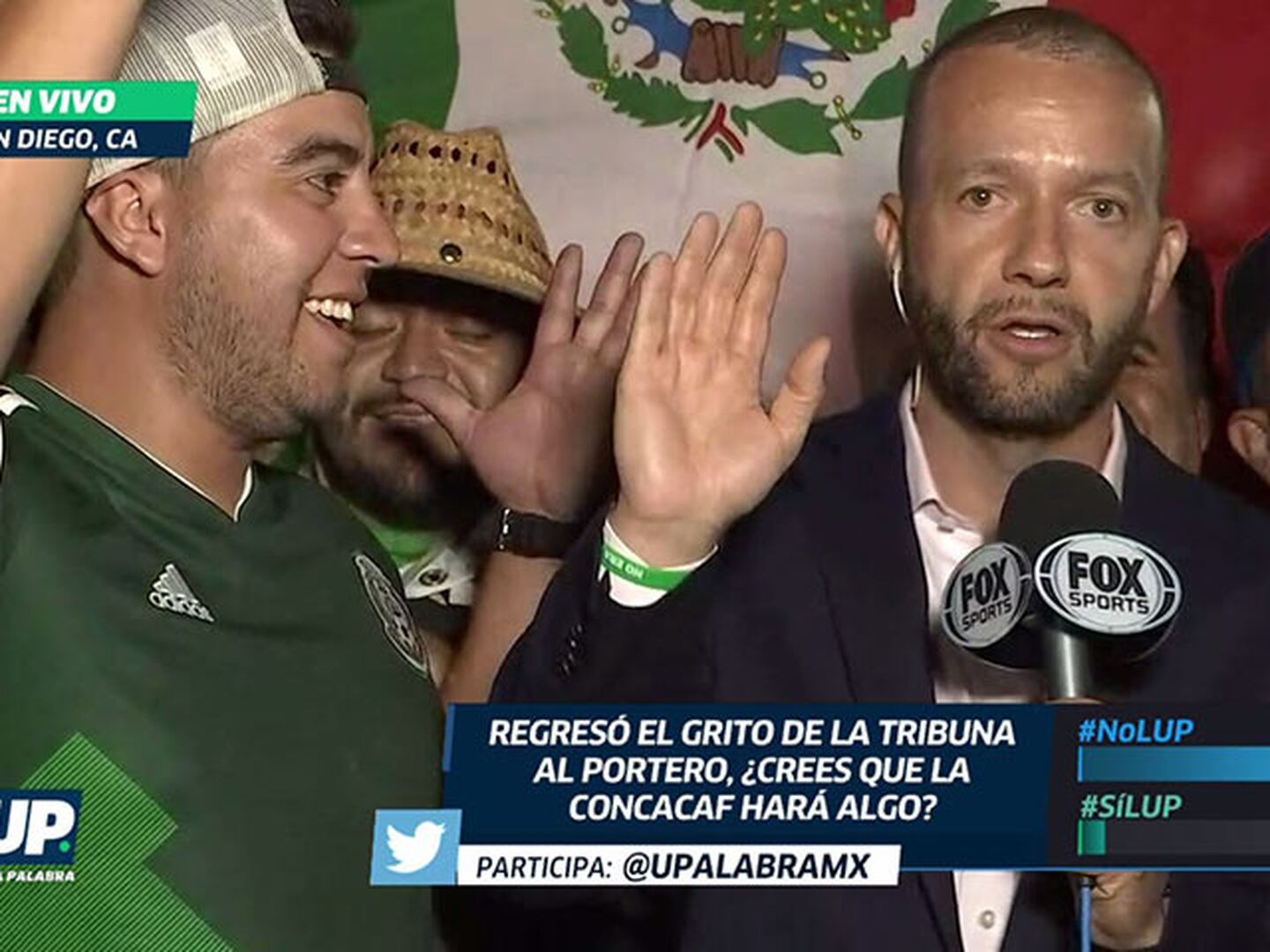 La afición mexicana sorprendió a Alex Blanco con el grito en pleno enlace en vivo