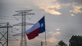 Reducción del impuesto predial, fondos de agua y energía, y otras enmiendas más fueron aprobadas por los texanos