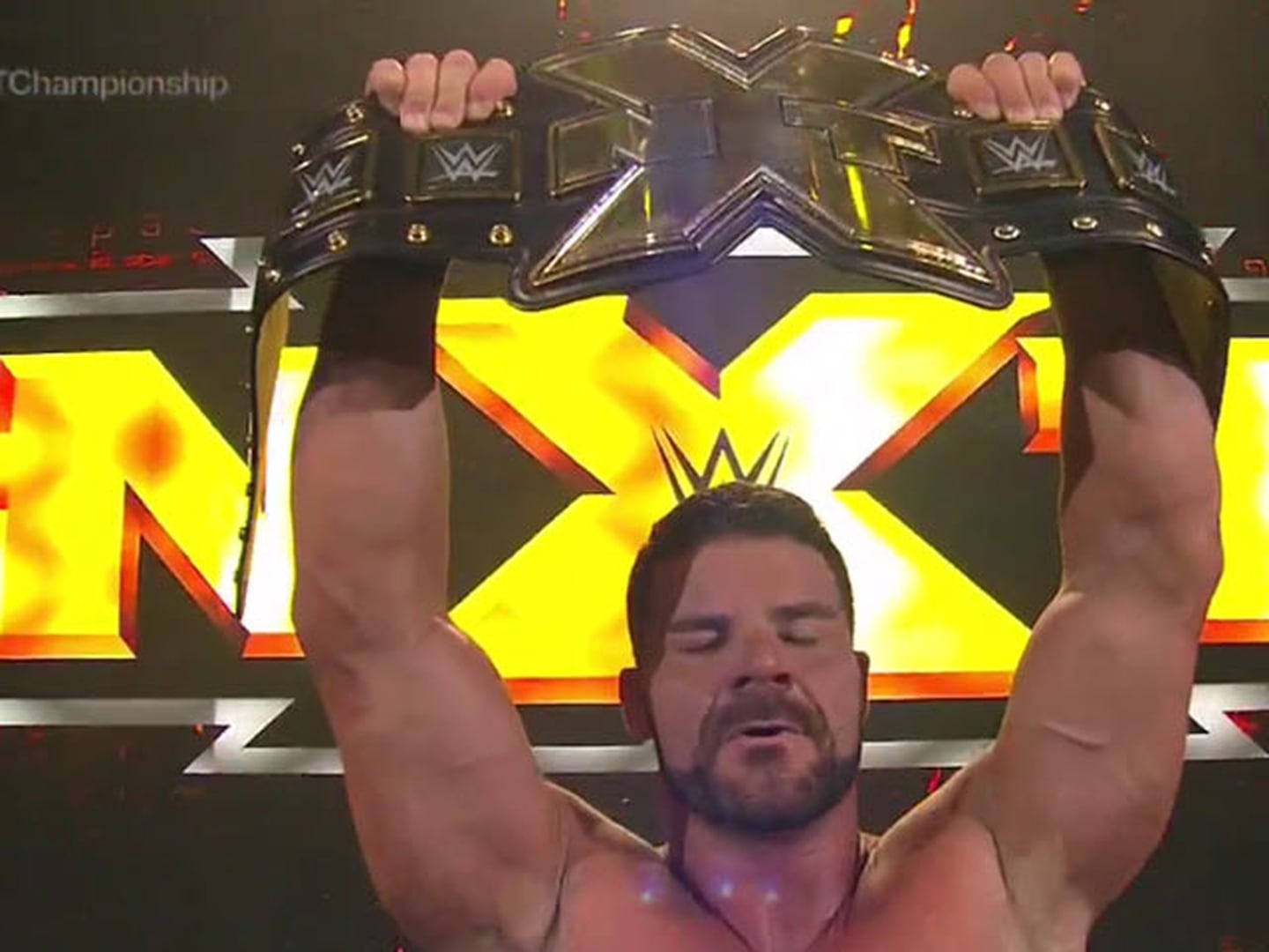 Bobby Roode retuvo el campeonato de NXT