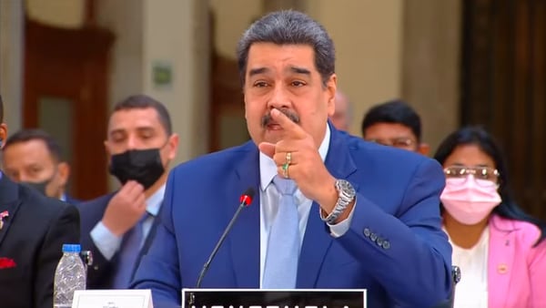 Sube el tono en CELAC: ‘Tenemos piedras que tirar contra algunos de ustedes’, dice Maduro 