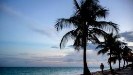¿Te gusta viajar y ayudar? Airbnb ofrece dos meses sabáticos en Bahamas