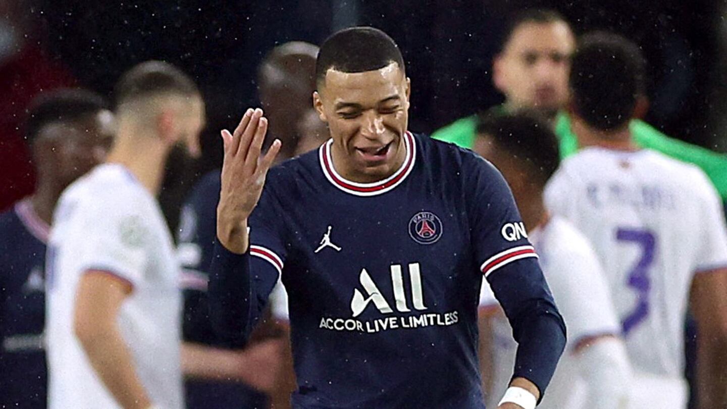 El francés ya es libre de firmar su próximo contrato con cualquier club (Reuters)