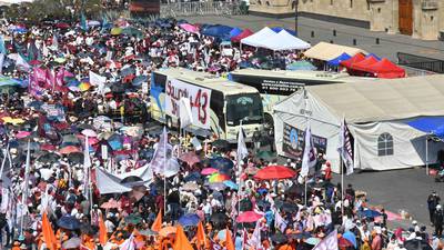 Normalistas de Ayotzinapa lanzan ultimatum a AMLO: ‘Intensificarán protestas si no hay diálogo’ 