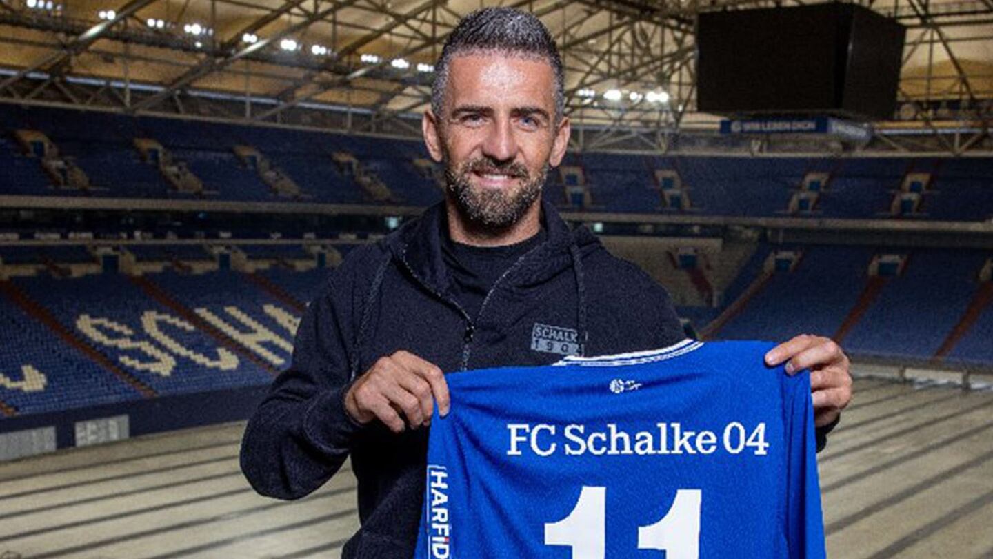 ¡Qué gesto de Vedad Ibišević! El futbolista que donará todo su salario con Schalke 04 a beneficencia
