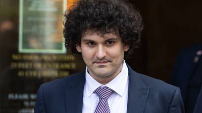 Sam Bankman-Fried recibe orden provisional de mordaza antes de juicio por fraude