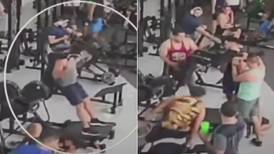 Máquina de 150 kilos cae sobre un hombre en un gimnasio y podría no volver a caminar