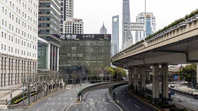 ¿Cómo el confinamiento en Shanghái puede darle ‘en la torre’ a economía mundial?