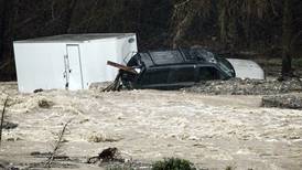 Los Ángeles ‘bajo el agua’: Reportan al menos 7 muertos por tormentas atípicas y 475 deslaves