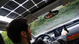 Startup alemana prueba un vehículo solar que se carga mientras se conduce