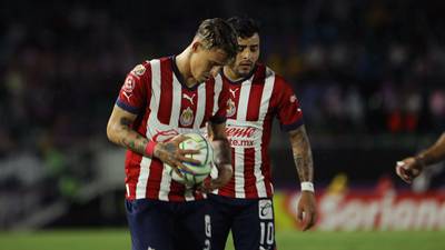 ¿Alexis Vega y ‘Chicote’ Calderón regresarán a entrenar con Chivas o se van del club? Esto sabemos