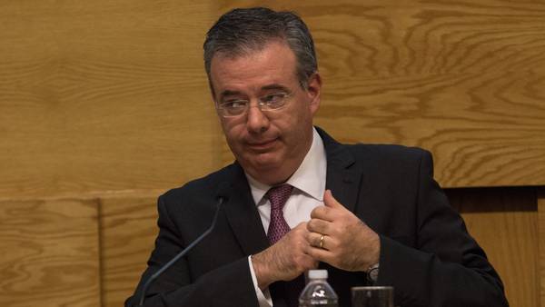 Díaz de León alerta que reforma a Ley de Banxico puede vulnerar relación con la Fed y EU