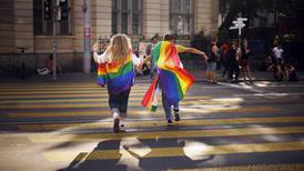 Suiza se pinta de colores; le da el sí al matrimonio igualitario