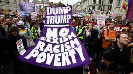 Miles protestan en Londres contra Trump, pero menos que el año anterior
