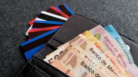 ¡Corre tiempo! Banxico y CNBV tienen un año para ‘nivelar’ mercado de procesamiento de pagos con tarjeta