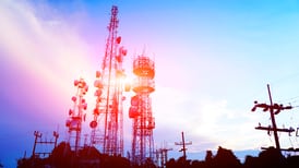Maxcom vende 72 torres telecom por 196.6 mdp
