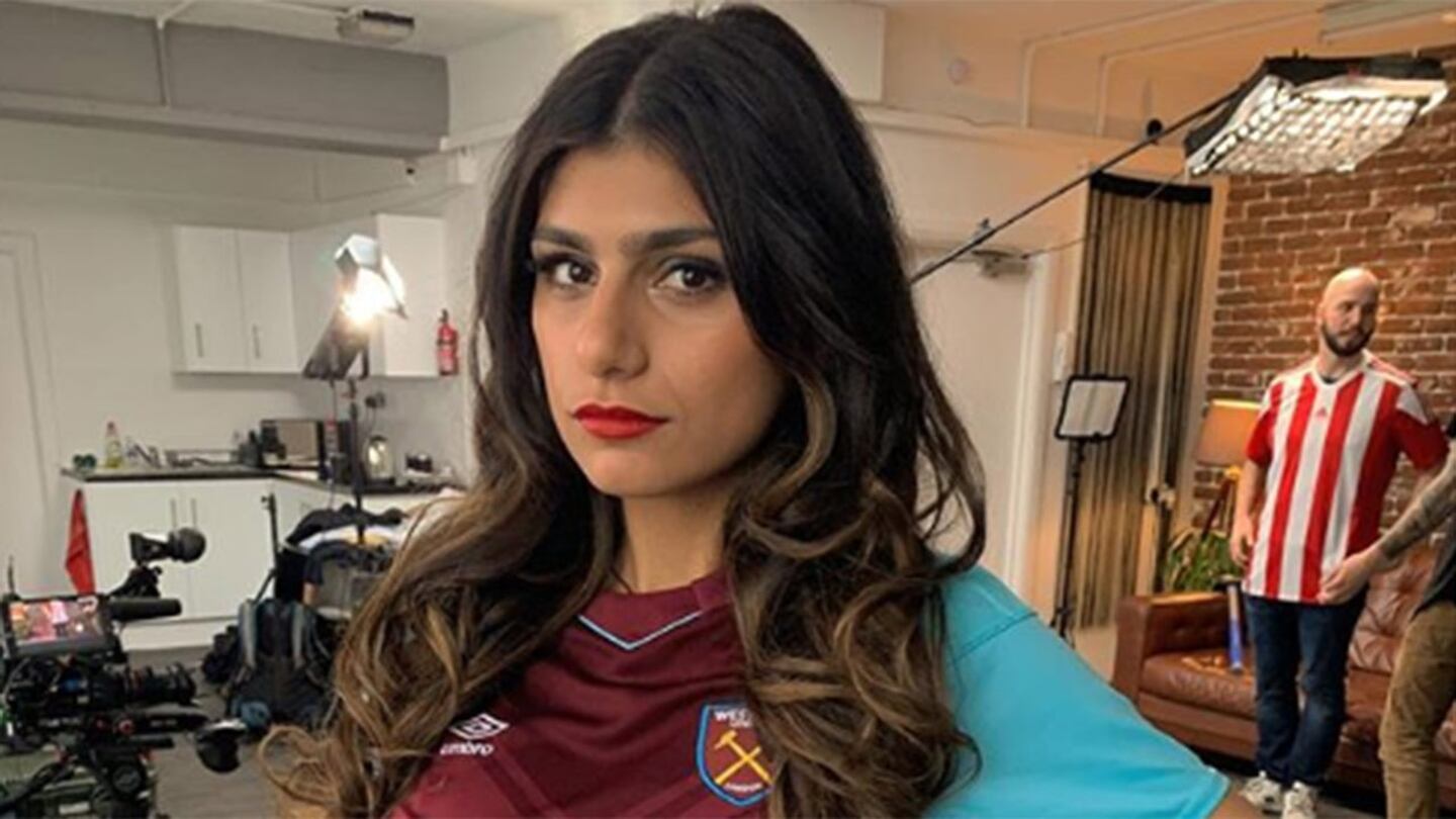 Mia Khalifa se pone la camiseta del West Ham: será actriz en una película de la Premier League